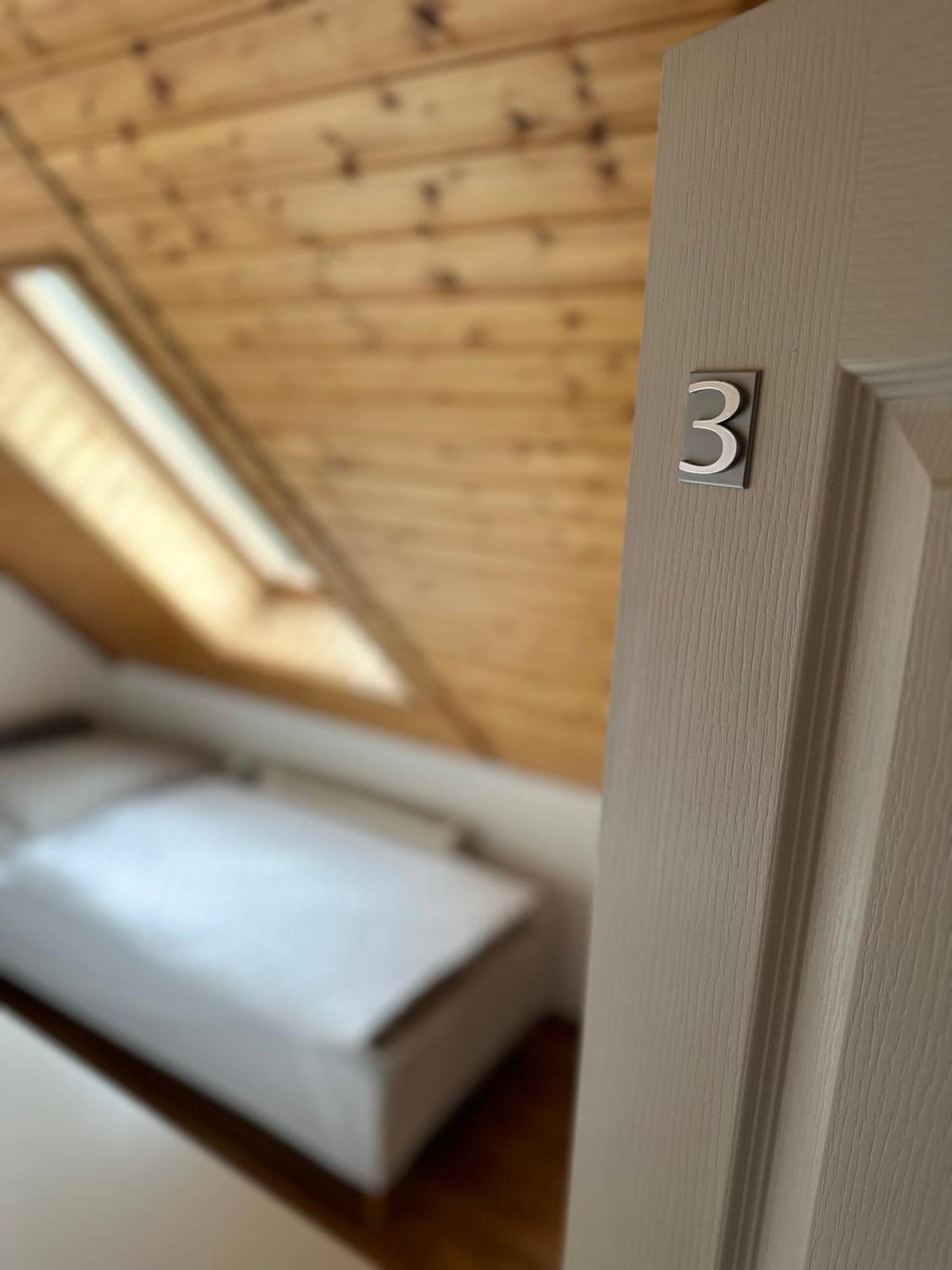 Apartman Jako U Babicky Tisá エクステリア 写真