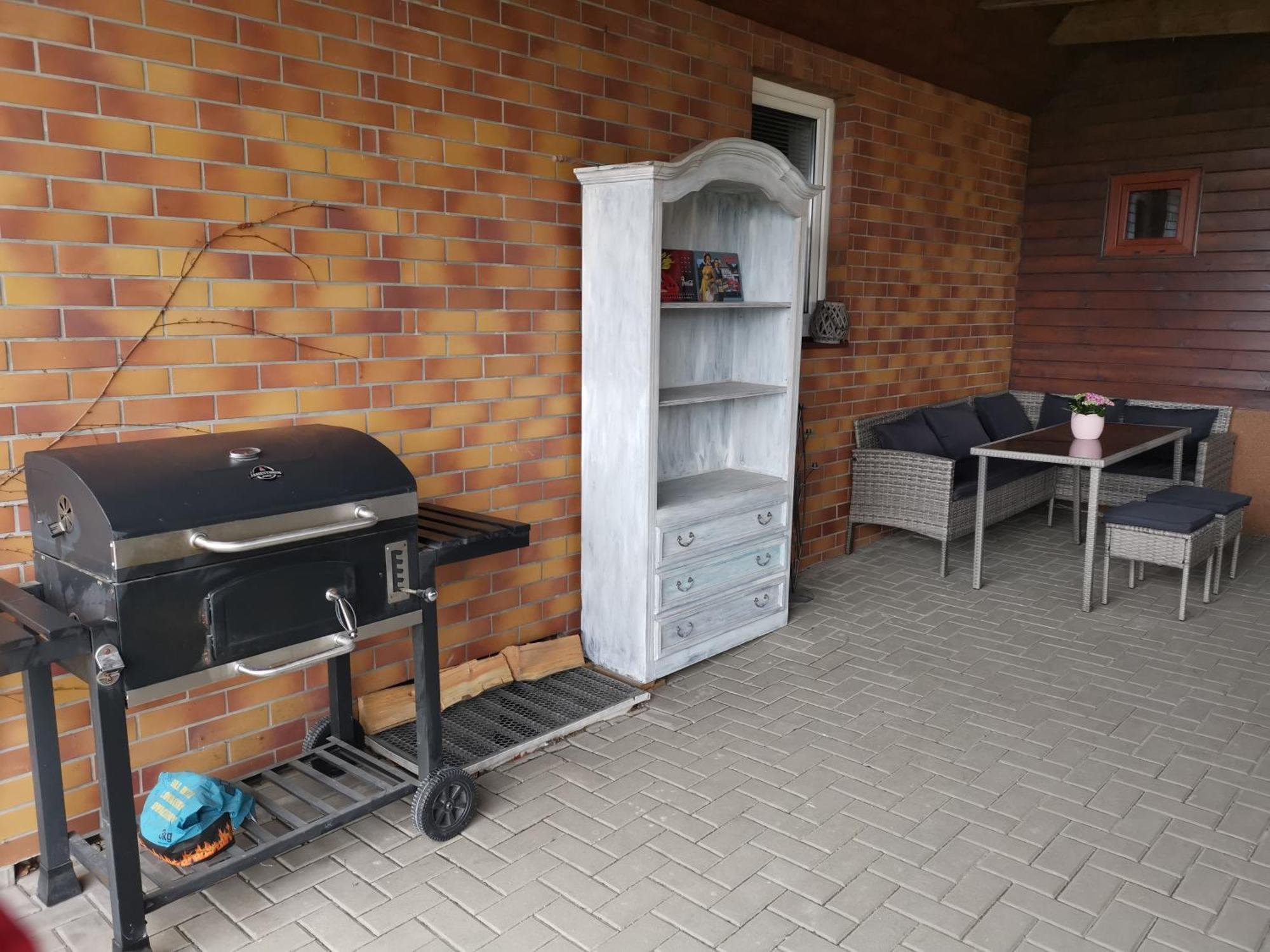 Apartman Jako U Babicky Tisá エクステリア 写真