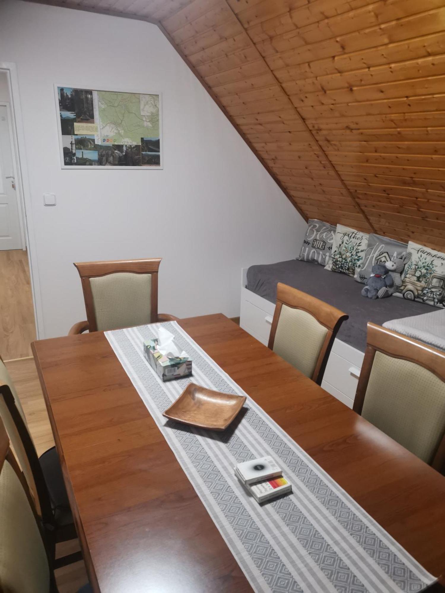 Apartman Jako U Babicky Tisá エクステリア 写真